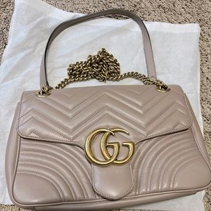 Calfskin Matelasse Medium GG Marmont Shoulder Bag Nude